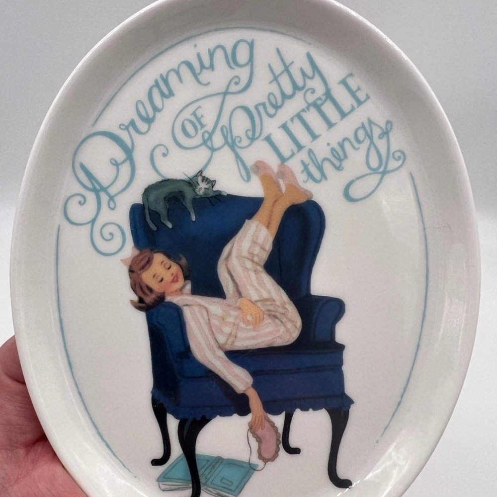 Dreaming of Pretty Little Things Trinket Tray jewelry holder